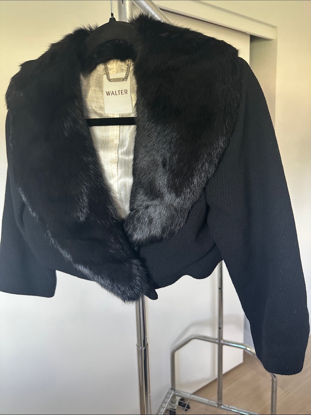 Walter Black Fur-Trim Cropped Blazer